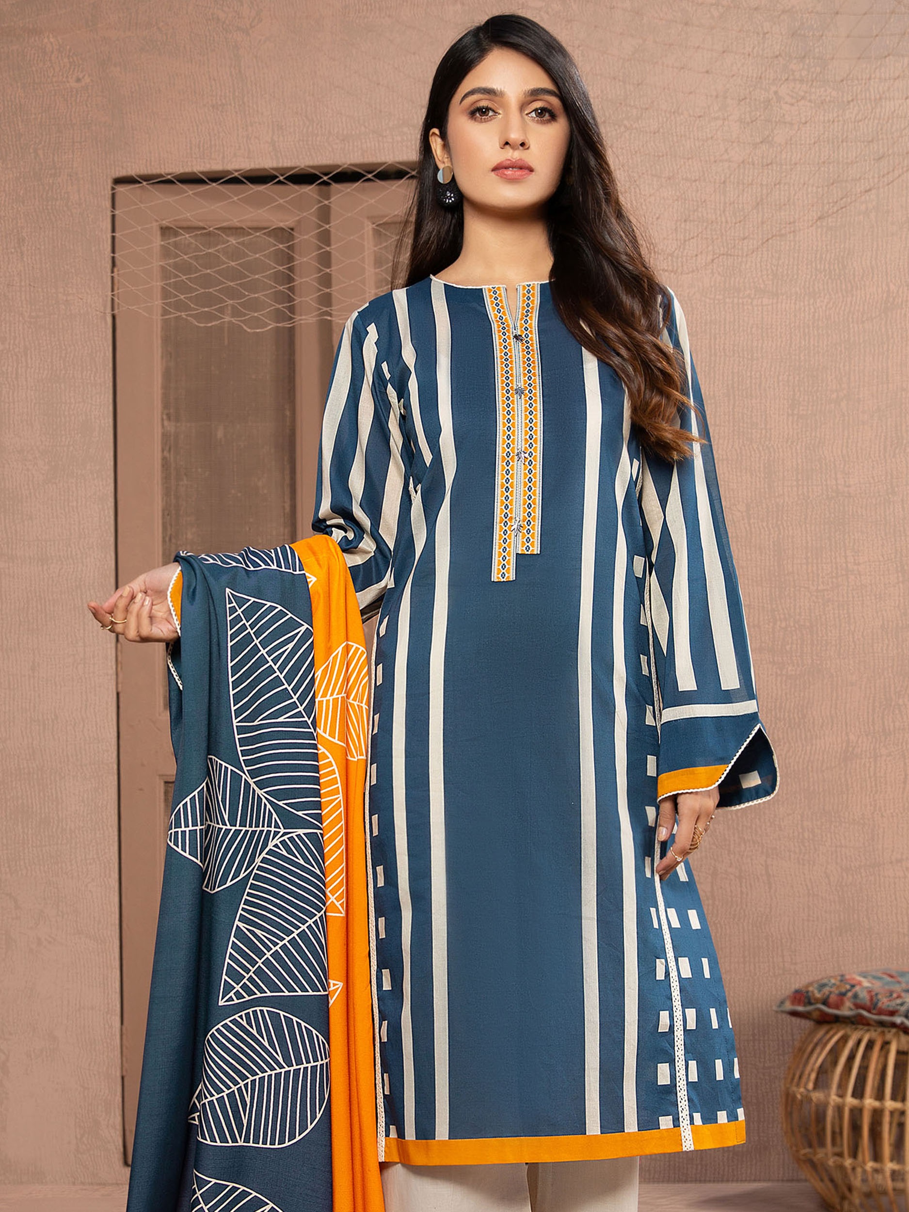 Limelight Printed Lawn Suits 3 Piece Ll21s U 1321 Blue Summer Collection Fnhcollections Limelight Printed Lawn Suits 3 Piece Ll21s U 1321 Blue Summer Collection Fnhcollections
