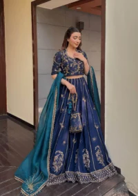 20604_zahveen-lehenga-set-with-potli-bag-image-two (1)