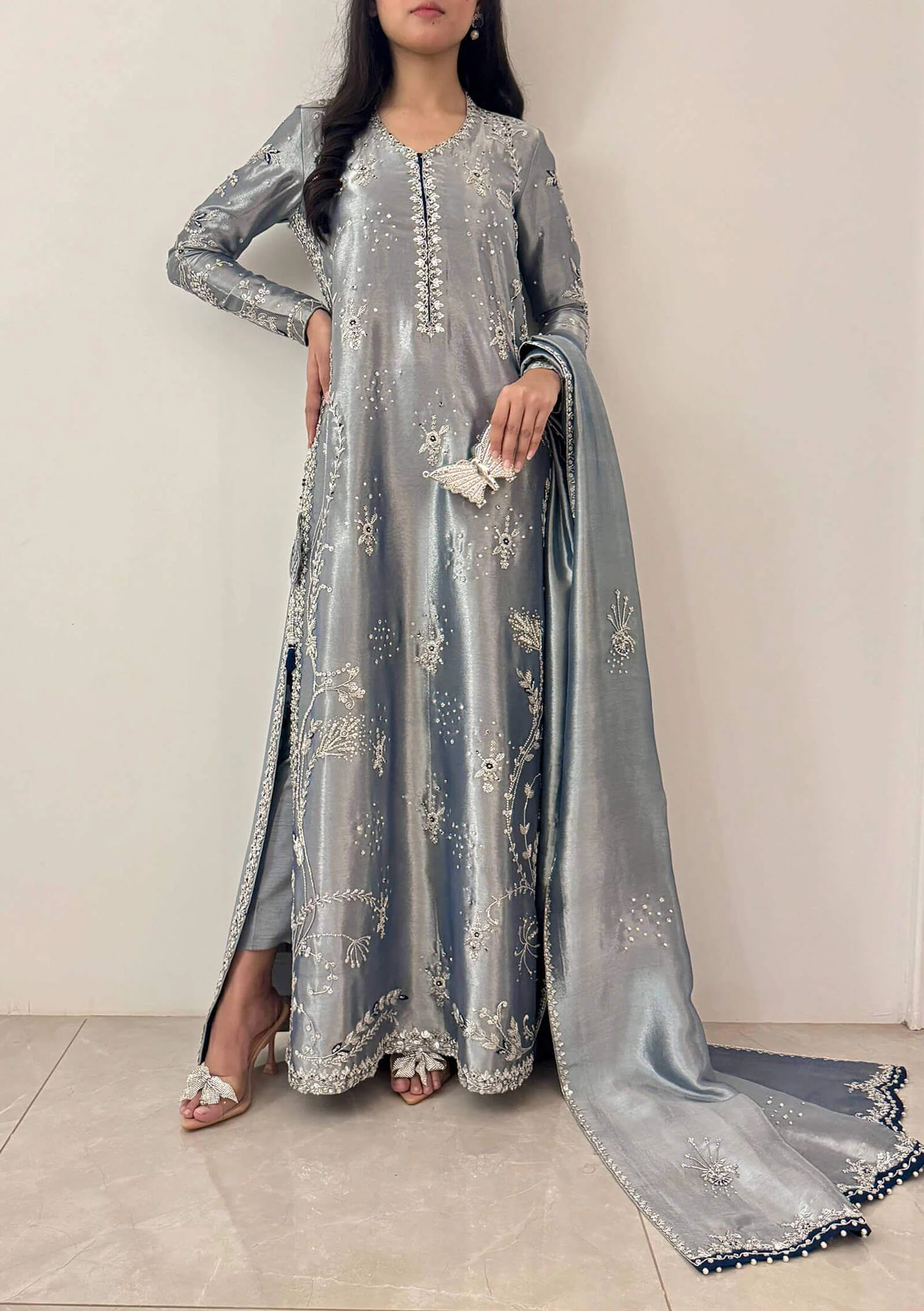 21211_serena-with-pants-dupatta-featured-imag